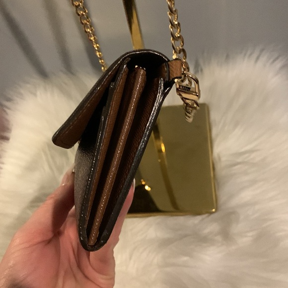 ❌SOLD❌2008 authentic Louis Vuitton Sarah wallet with free conversion kit - Picture 4 of 17